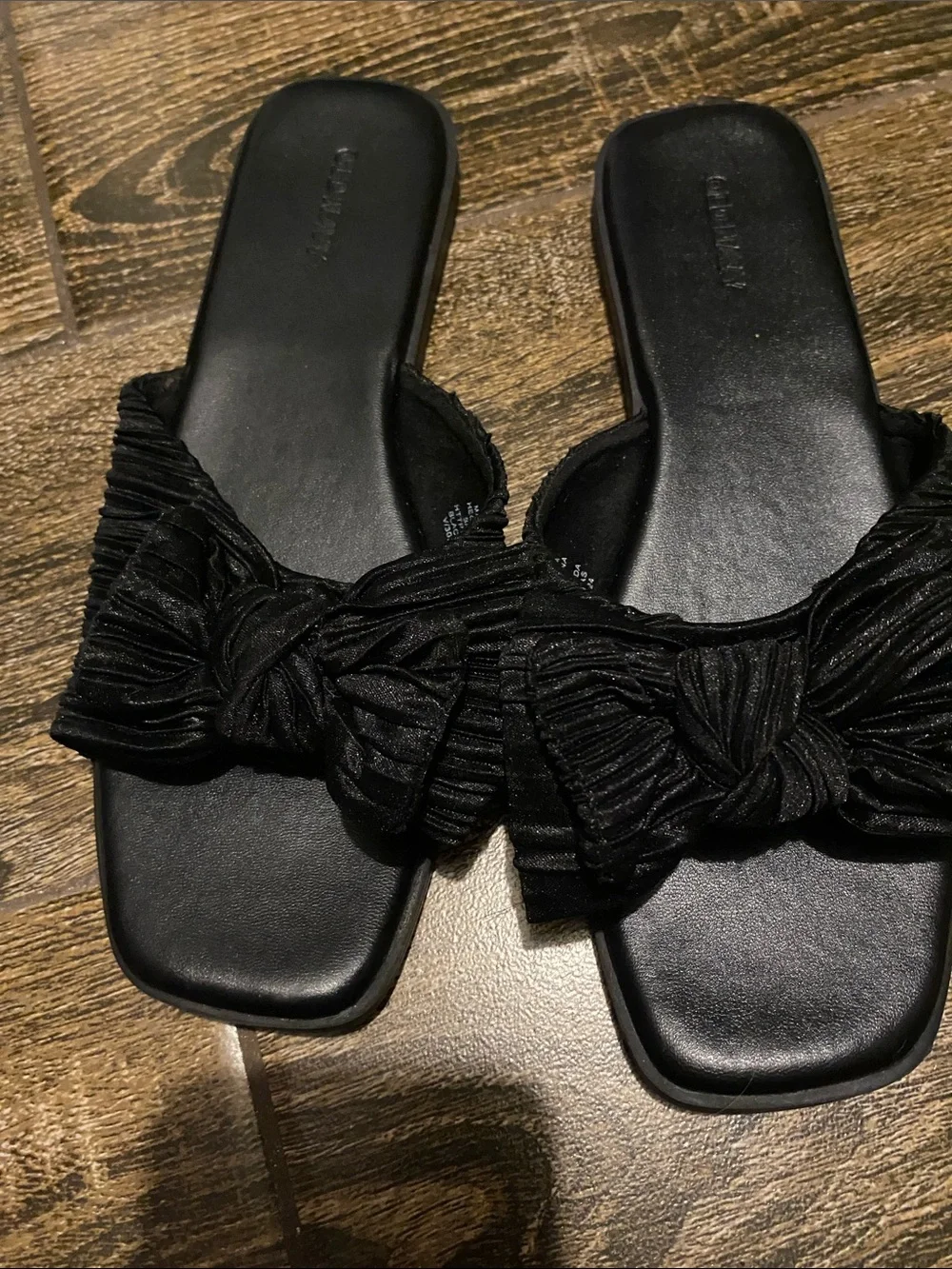Old Navy Black Knot Slide Sandals with Twisted Fabric Upper